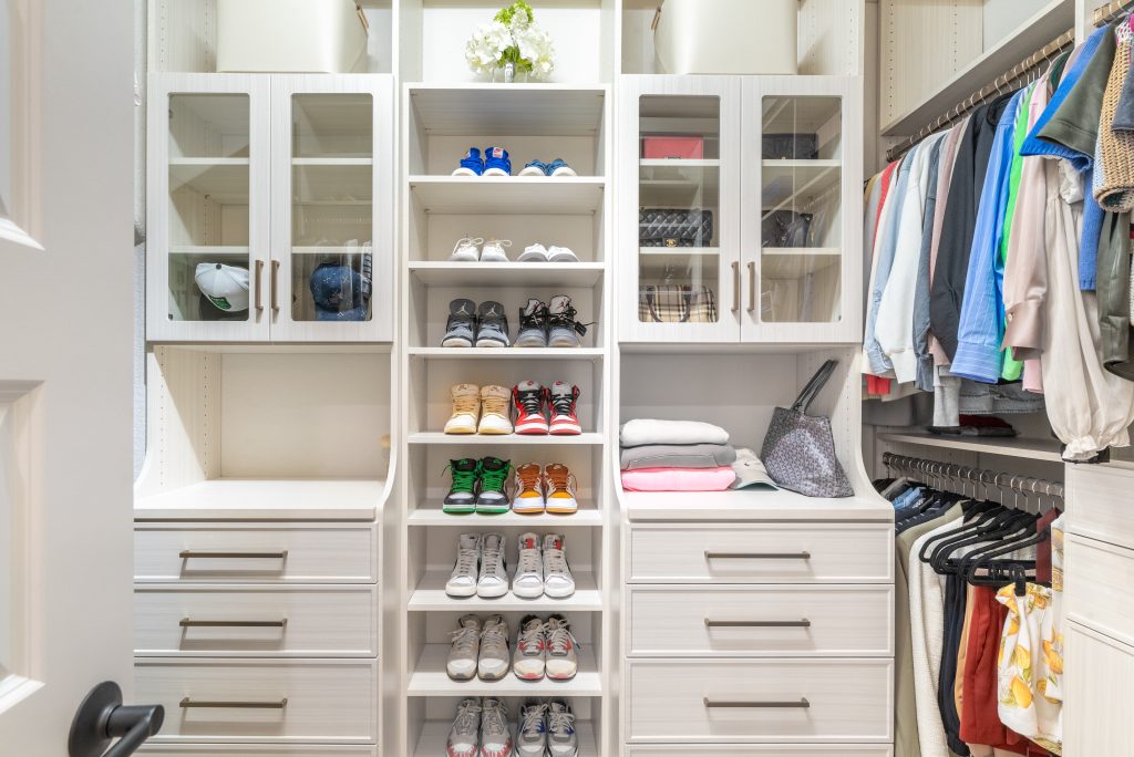Closet organization for shoes