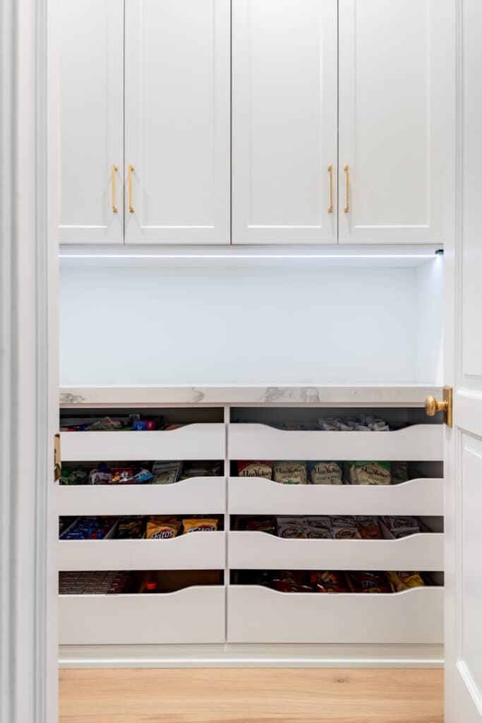 Closet design using drawer units and other custom featurs.